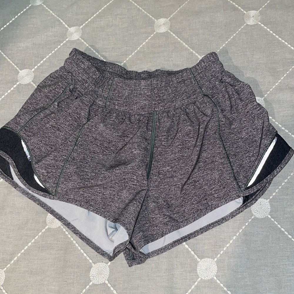 Lululemon hotty hot shorts grey size 6
